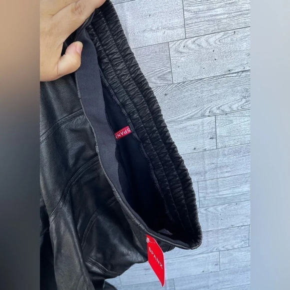 Spanx Leather Like Joggers size XS - Picture 11 of 13